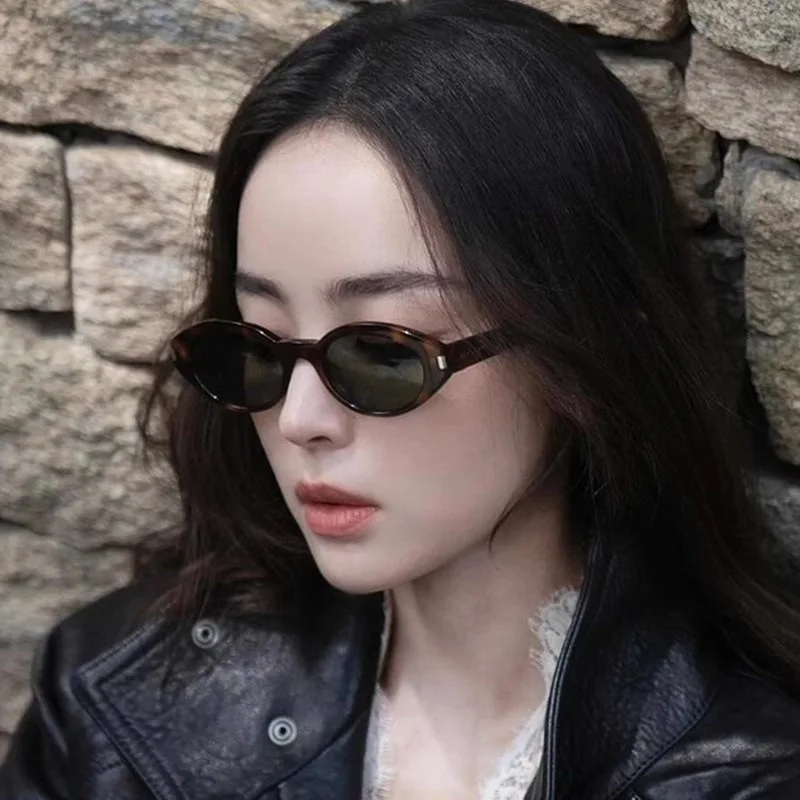Retro Simple Oval Small Frame Sun Glasses Fashion Men and Women Korean Style  Versatile Sunglasses Rivet Decoration Eyewear