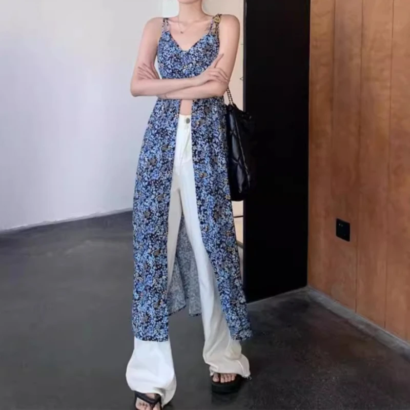 

Floral V-neck Suspender Dress Women's Summer Sweet Hottie Skirt Blue Retro Temperament Split-ended Long Dress