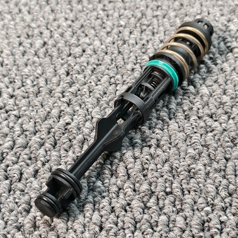 

06L115678AD For VW Tiguan Golf MK7 Scirocco Touran Sharan Passat B8 EA888 GEN3 Connecting pipe of oil filter base 06L 115 678 AA
