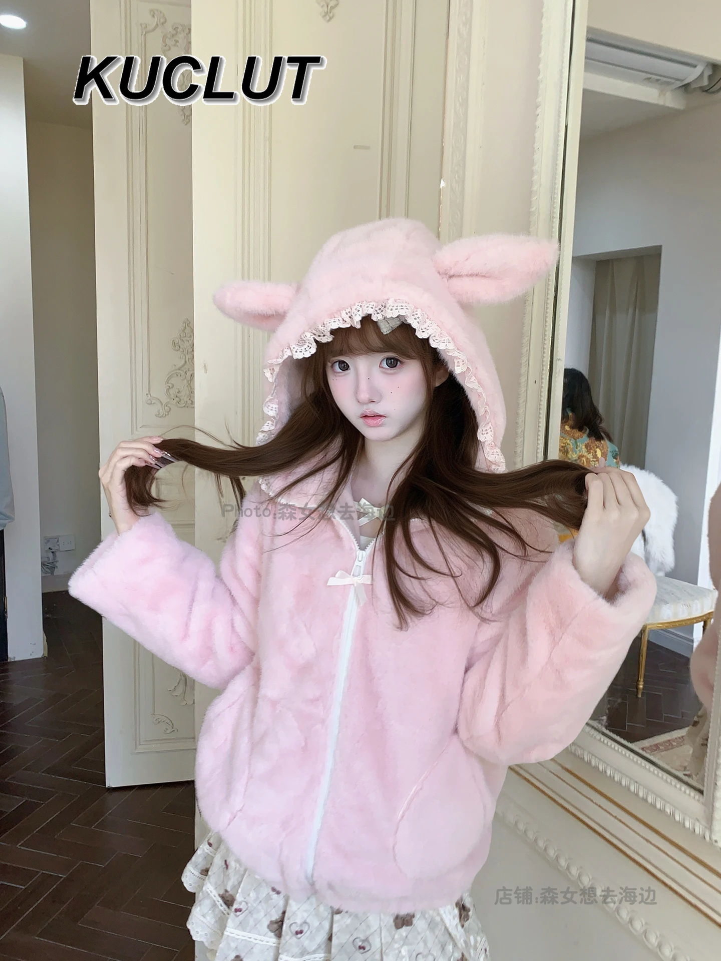 

Lolita Style Original Fluffy Rabbit Winter Warm Faux Fur Coats for Women Pink Plush Cotton Jacket Sweet and Cute Casual Jackets