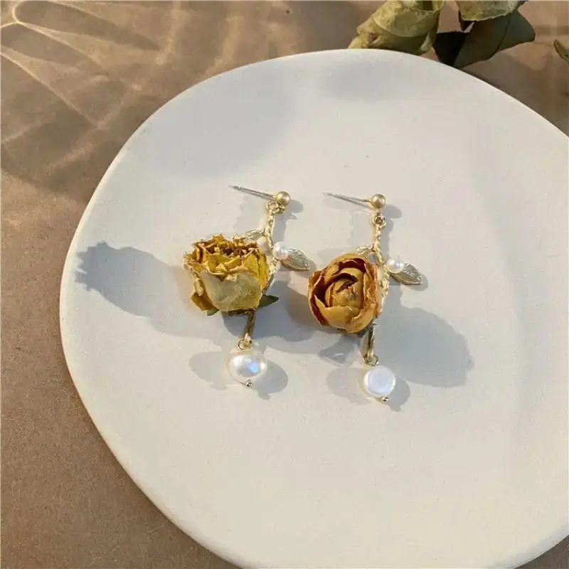 Unique Immortal Flower Earrings Women Elegant Natural Flower Earrings Statement Jewelry Epoxy Resin Pink Rose Earrings Wholesale