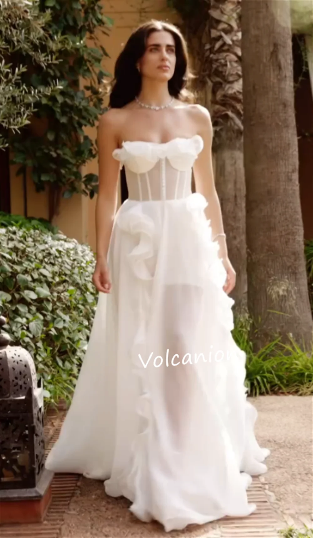 Abiti lunghi senza spalline a trapezio con volant in nastro di chiffon per feste formali personalizzati Occasioni su misura Semplice squisito