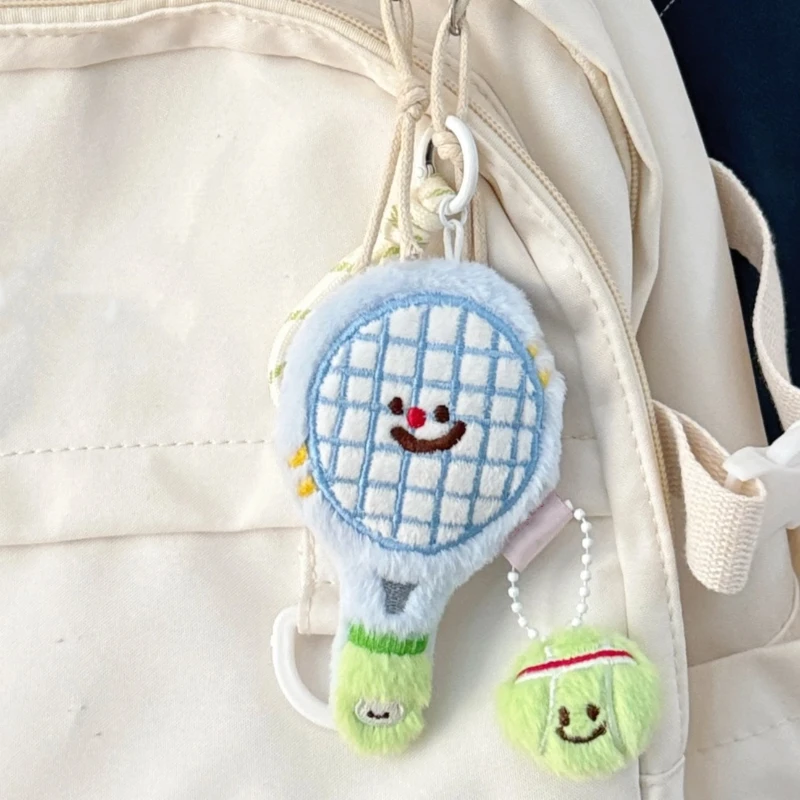 Niedlicher Tennisschläger-Plüschtier-Schlüsselanhänger, Rucksack-Dekoration für Mädchen, Auto-Anhänger für Jungen, Puppendekoration, Weihnachts- und Geburtstagsgeschenk