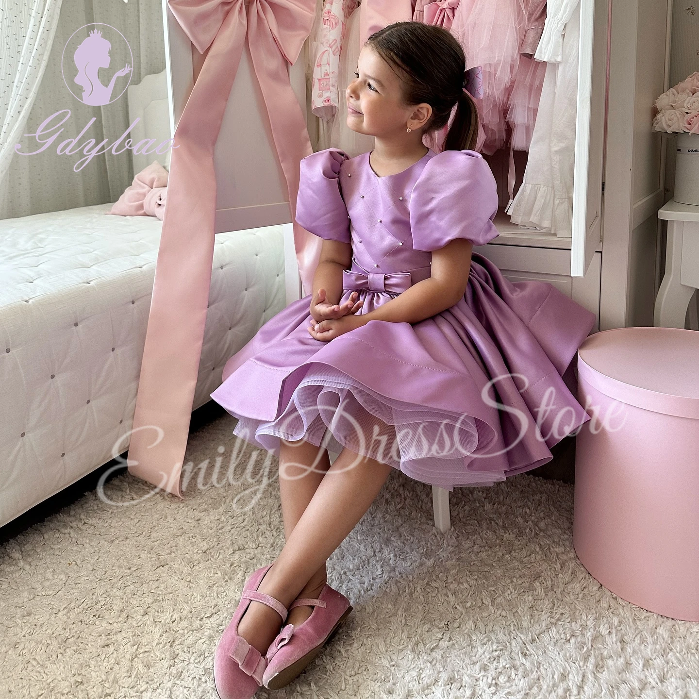 Customized Purple Flower Girl Dress For Wedding Satin Mini Pearls Puffy Knee Length Princess Kids Birthday First Communion Gown