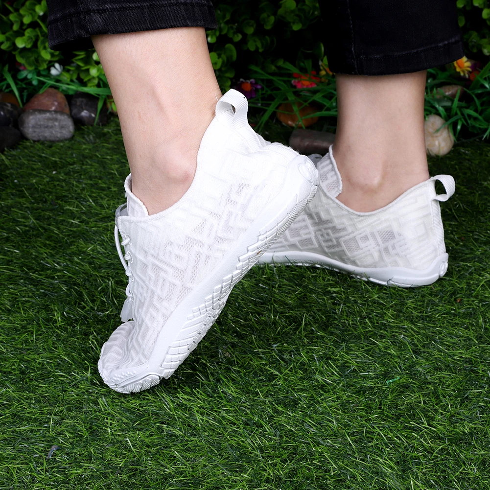 

Обувь для воды Обувь для серфинга и подводного плавания Дышащие спортивные тренировочные кроссовки Нескользящие сетчатые болотные кроссовки Пляжная обувь для плавания