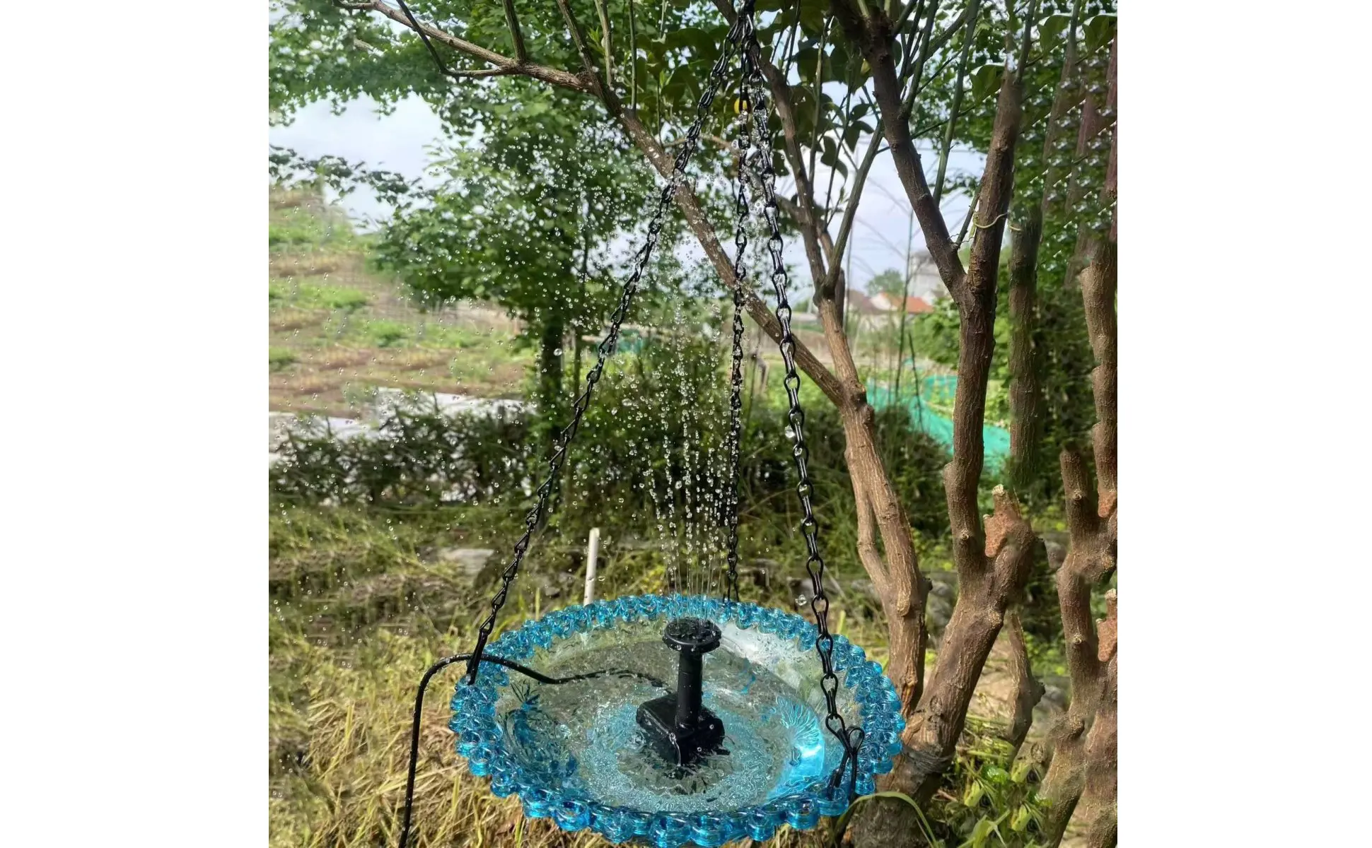 Hanging Solar Avian Bath Decorative Feature Solar Powered Hanging Water Feature Garden Decoration for Yard, Patio