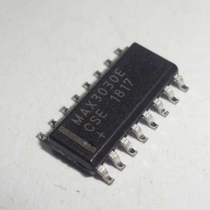 1PCS Imported MAX3030E MAX3030ECSE MAX3030ECUE SOP16 Transceiver Brand New Stock IC