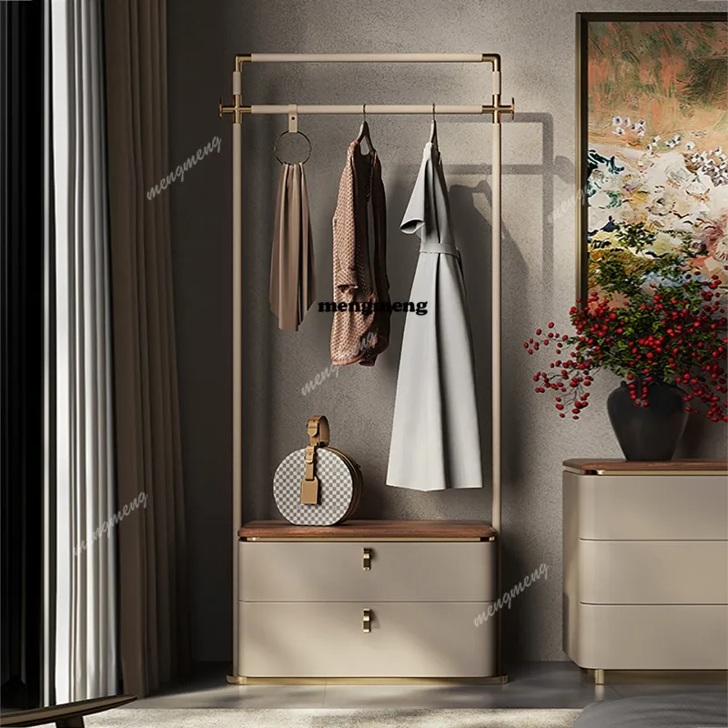 

Минималистичная легкая роскошная вешалка для одежды, высококачественная двухполюсная вешалка для спальни из массива орехового дерева от пола до потолка, вешалка для хранения вещей
