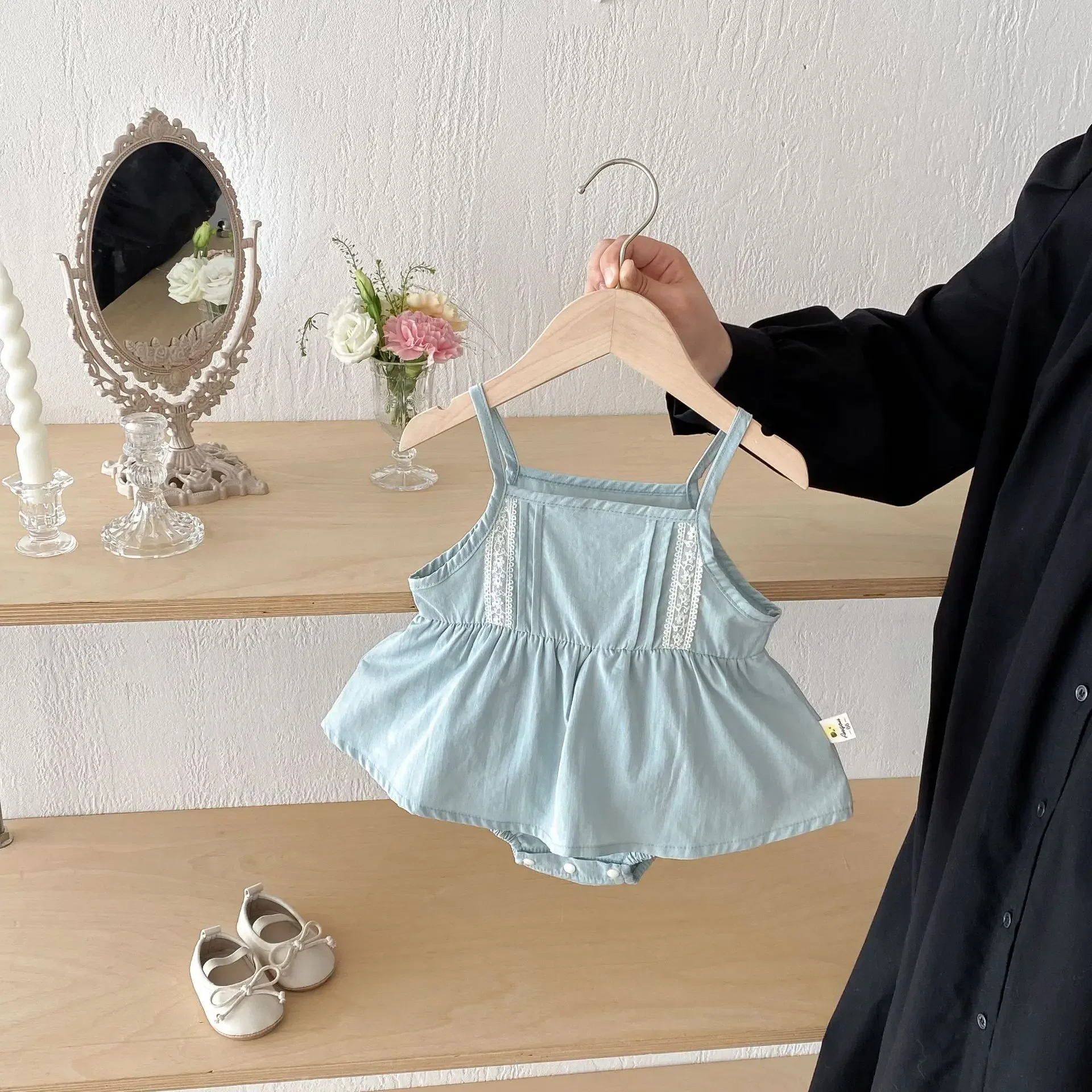 Baby Summer Clothes Thin Dress Girl Baby Sleeveless Hundred Day Banquet Climbing Dress Western Style Strap Bag fart romper skirt