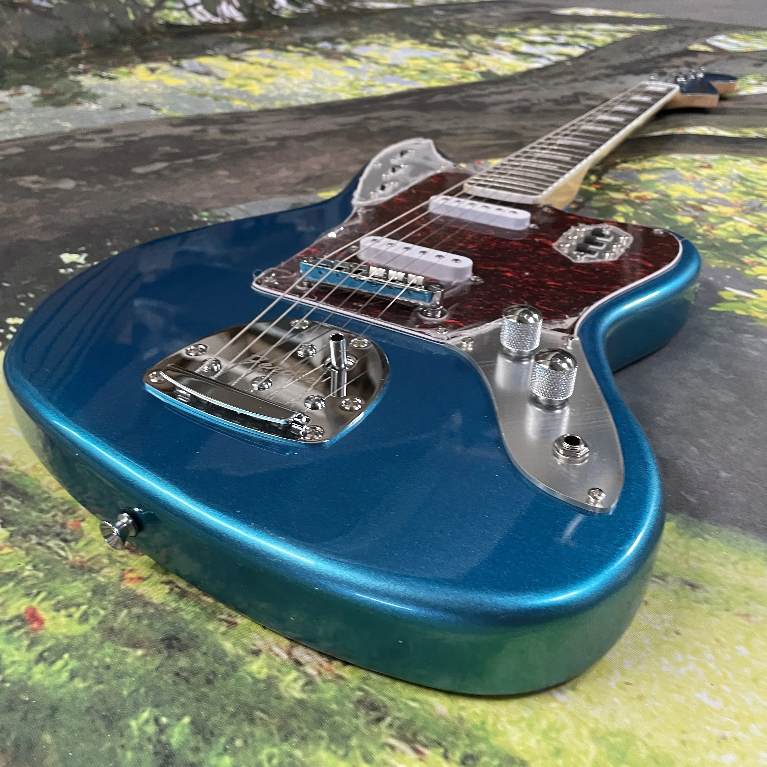 

6-string blue electric guitar with white hardware guitars ss pickup guitarra