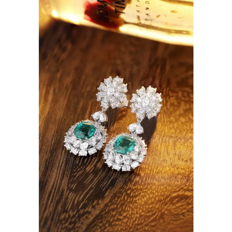 Ruihe New Design 925 Silver Earring A Pair Total 2.94ct Lab Grown Emerald Gemstone Ladies Fashion Jewelry Wholesale