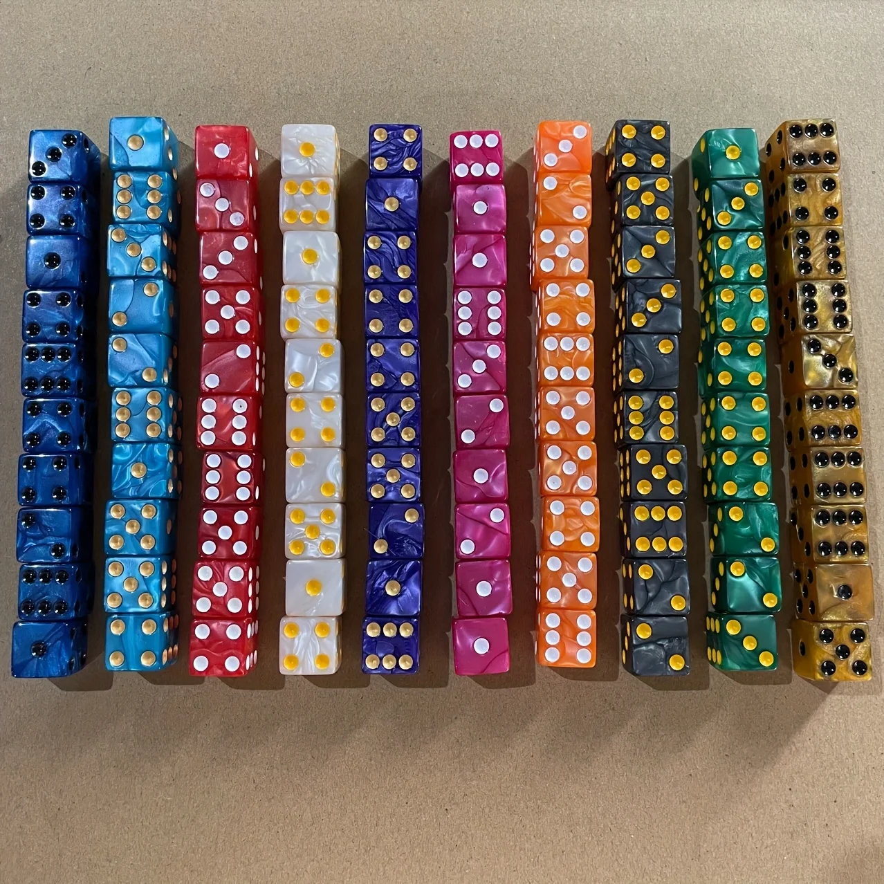10pcs Square Corner Pearl Pattern Large Hole Dot Dice, Chess Game Accessories, Perfect Gift For Birthday And Halloween