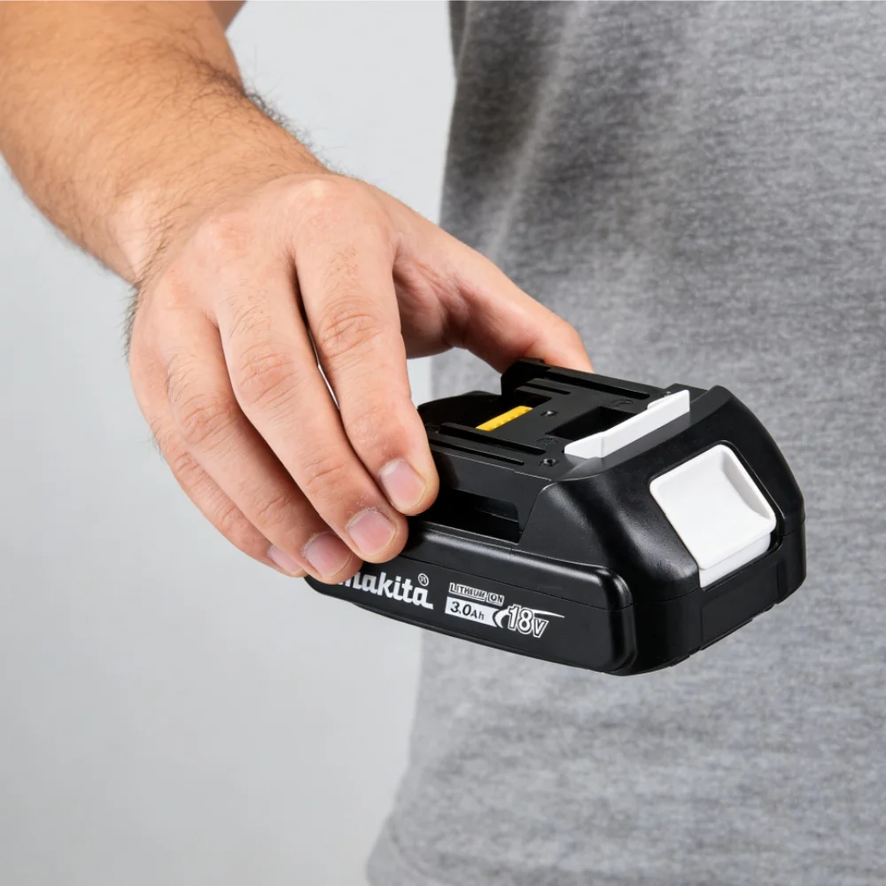 

Makita 18V Original 3Ah Rechargeable Lithium-Ion Battery BL1820B Compatible with Makita 18V Power Tools