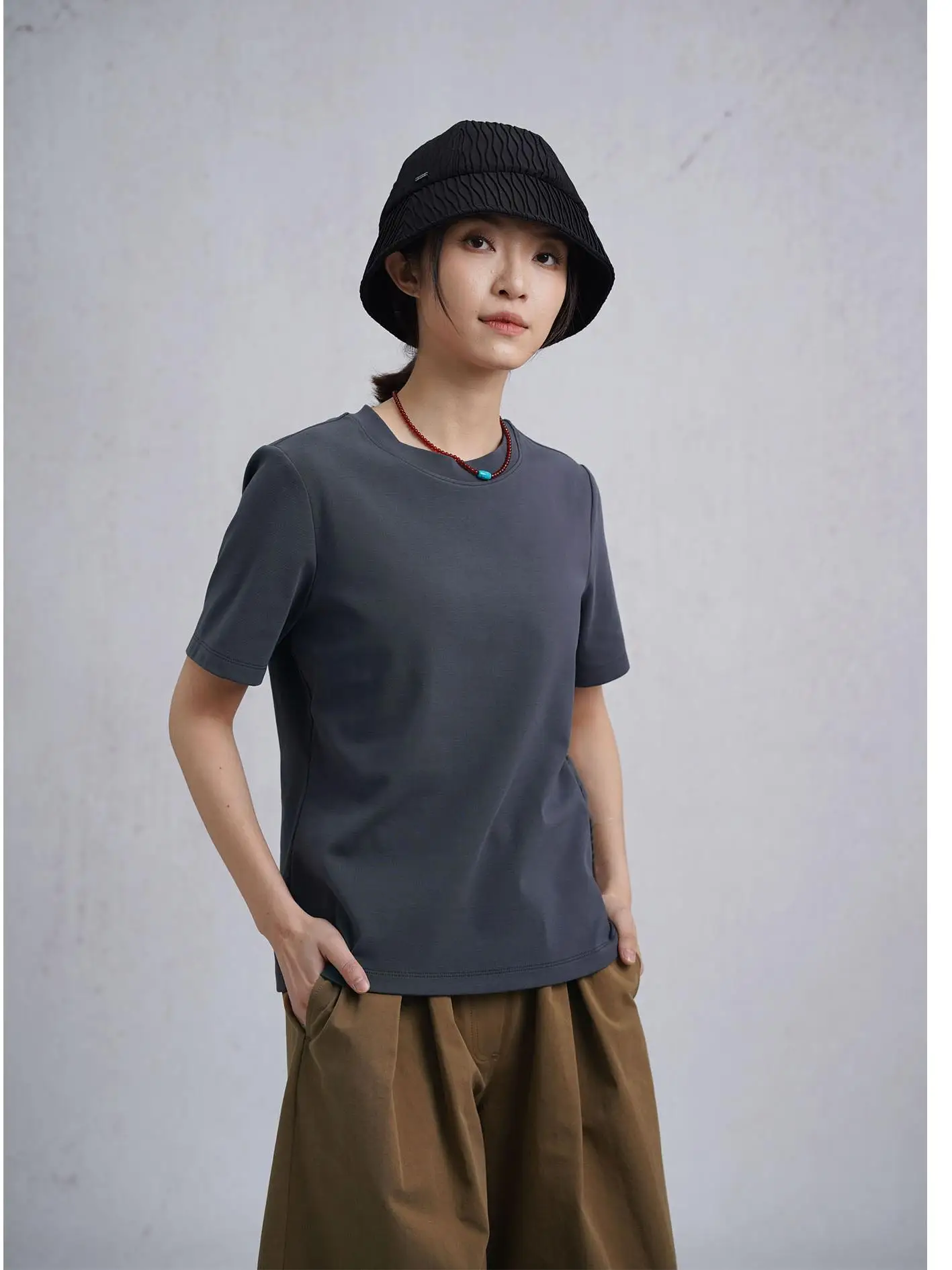 

Женская трикотажная футболка ADust Slim Fit из длинноволокнистого хлопка, плотная, комфортная, стандартного кроя, для повседневной носки, C...