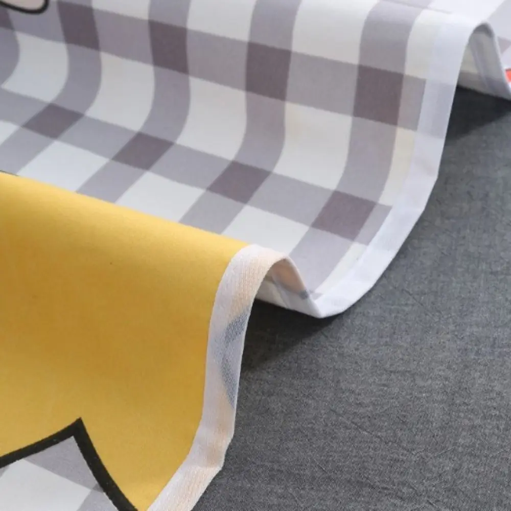 ملاءة سرير ناعمة مقاومة للماء من القماش قابلة لإعادة الاستخدام وقابلة للغسل وبساط بول للأطفال قابل للتنفس وسادات سفلية للنوم للأطفال الصغار