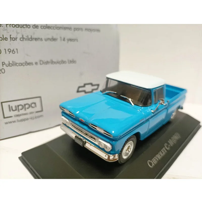 1:43 Scale C-10 1961 Alloy Car Model Collection Ornaments