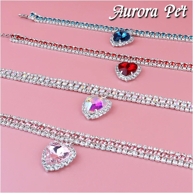 Cute Luxury Cat Collar Adjustable Cat Necklace Personalized Heart Pendant Rhinestone Kitten Puppy Collar Pet Grooming Accessorie