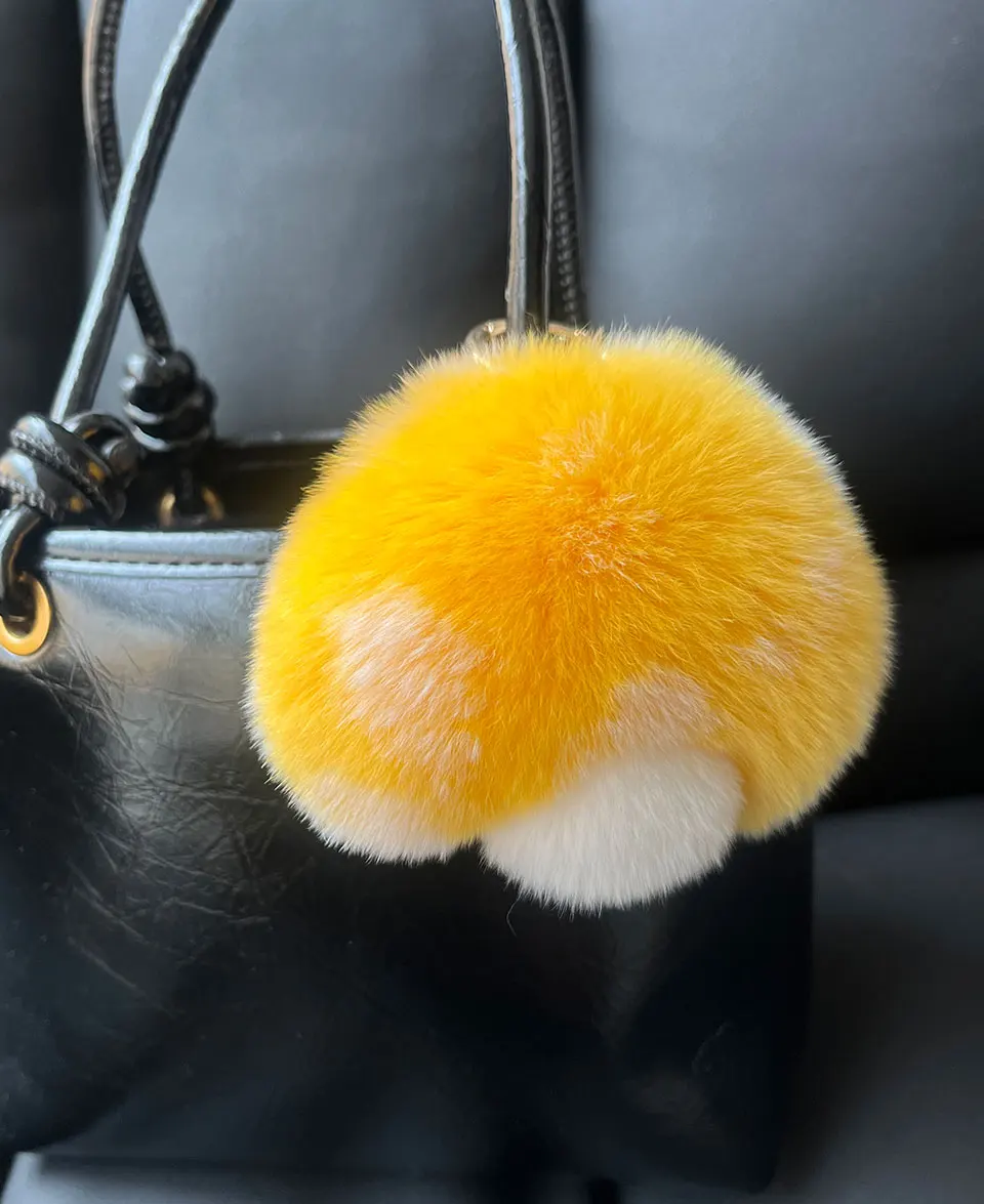 Niedlicher Echter Rex-Kaninchenfell-Pilz-Schlüsselanhänger, Flauschiger Pompon-Autoschlüsselring, Taschenanhänger, Charm im Ins-Stil, Modisches Geschenk für Frauen und Mädchen – Detail 12