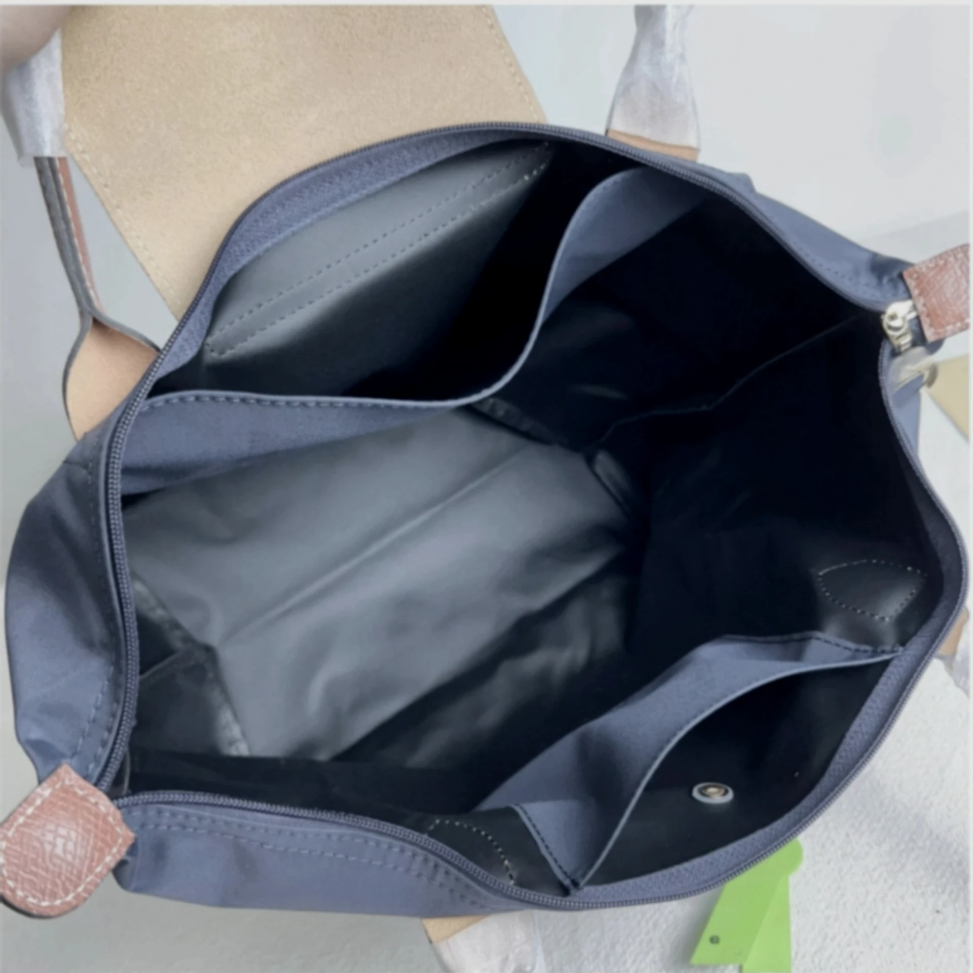 Foldable large capacity women's genuine leather nylon handbag, dumpling bag, single shoulder and crossbody bag