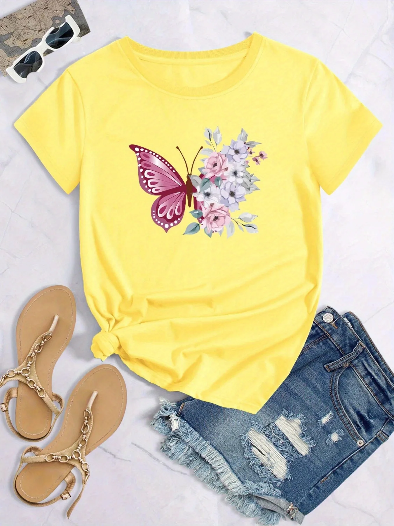 Women's Butterflies and Flowers Print Crew Neck T-Shirt - Loose Casual Short Sleeve Fashion Summer Top