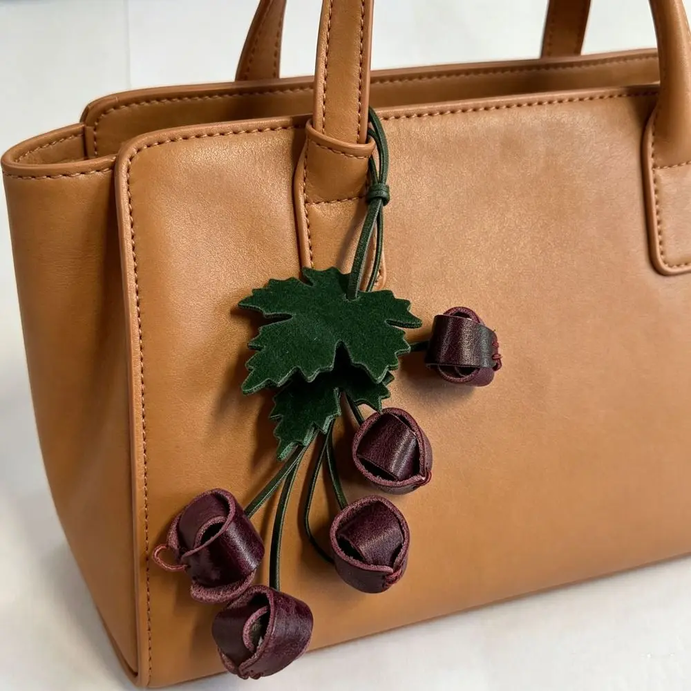 Lovely Key Chain Grape Shape Leather Pendant Weave Hanger Grape-shaped Skewer Keychain Creative Handmade Pu Fruit Bag Charm Men