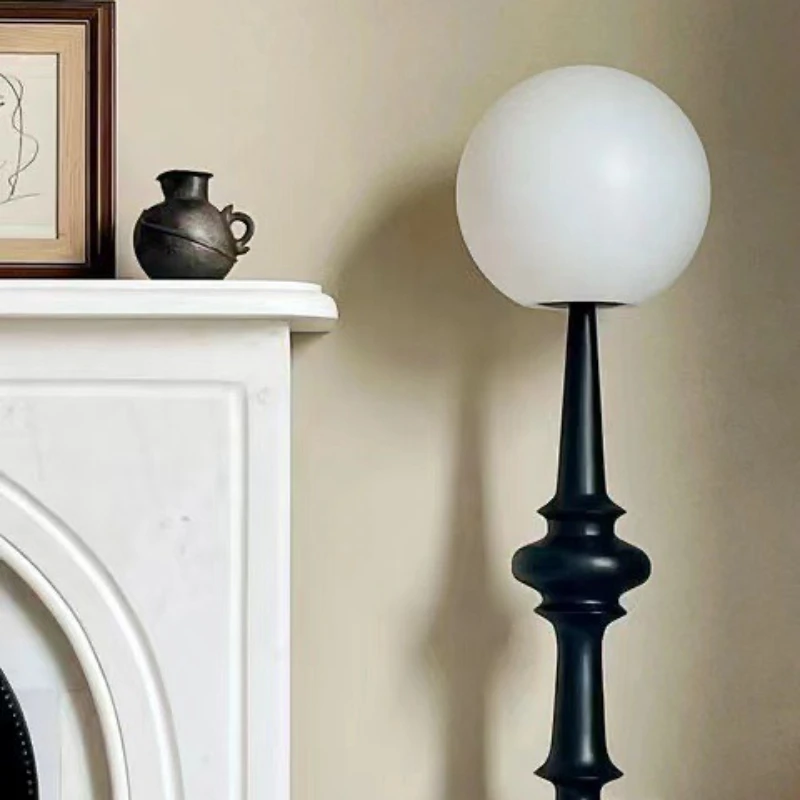 

Italian medieval Roman living room sofa edge decorative floor lamp bedroom retro