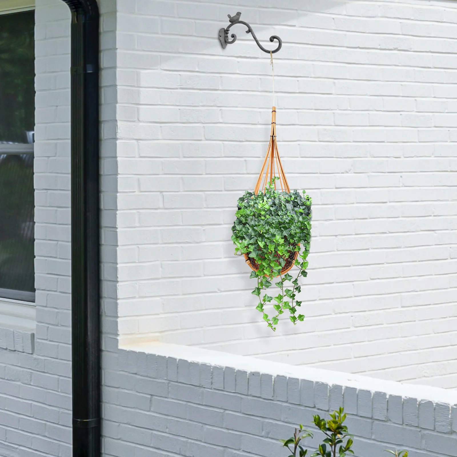 

2 Sets Bamboo and Rattan Hang Wall Practical Flower Basket Balcony Hanging Attractive Pots Mount Flowers Plants Empty Container