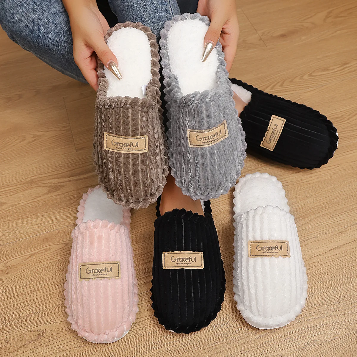 Winter Women's Graceful Home Slippers Ladies Light Soft Plush Slides Men Concise Comfortable Fluffy Sandals Couples Cute Shoes