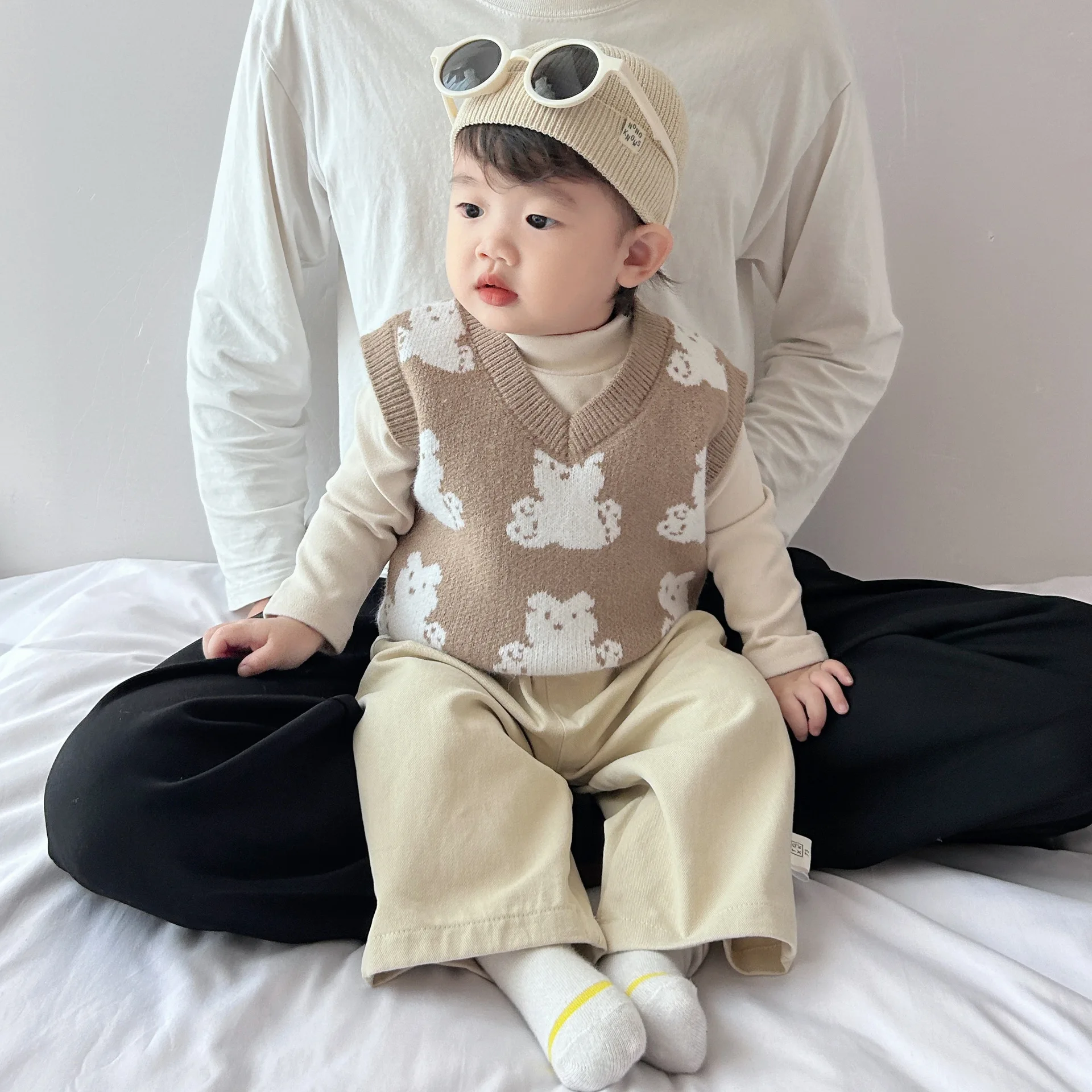 Children Clothing Boys Fashion Casual Korean Style Sweater Vest 2024 Autumn and Winter New Warm Knit Vest Boys Cartoon Cute Top