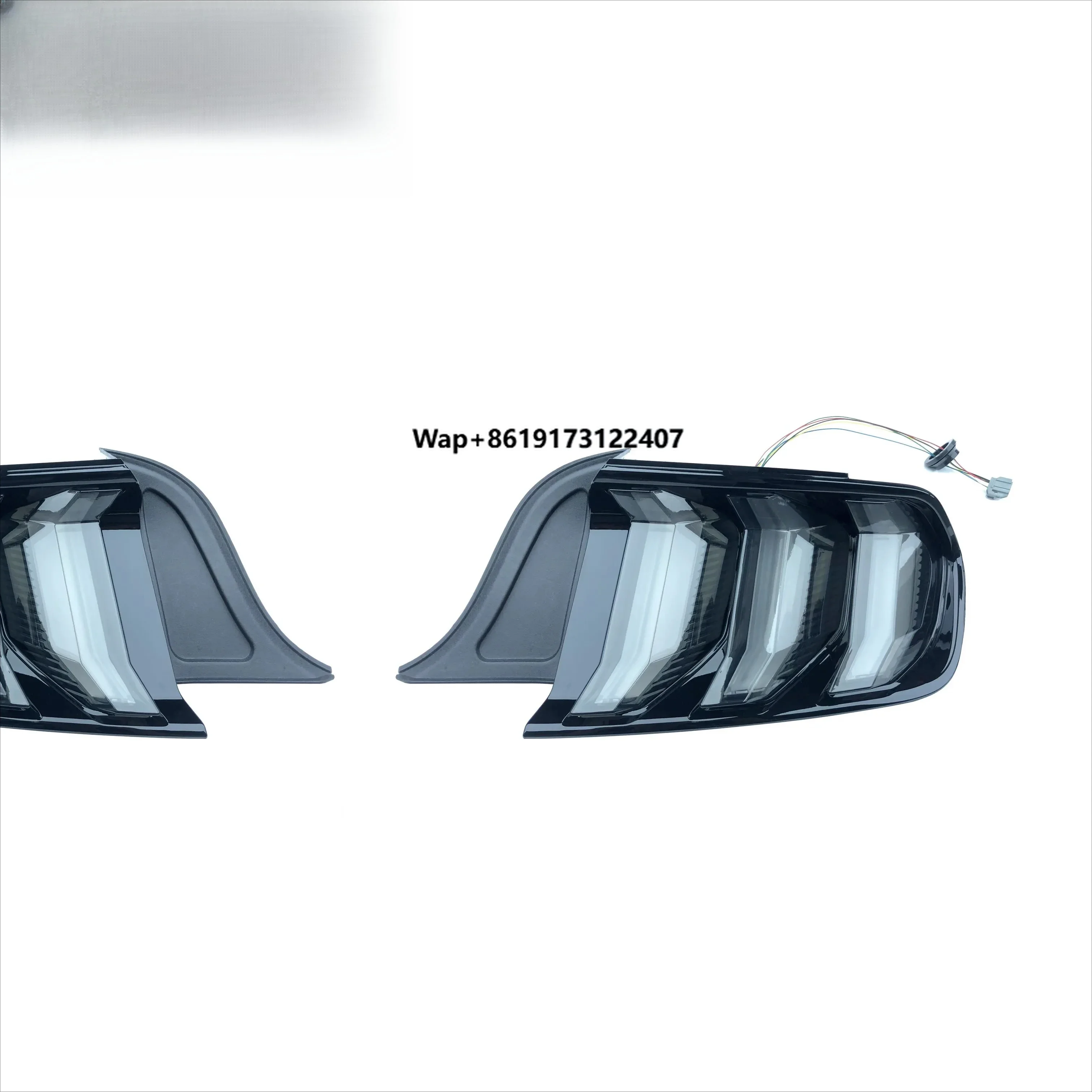 Modified Blackened Flowing Water Tail Lights for 18-23 Automatic Switching Instant Kill Five Modes New Condition 12V