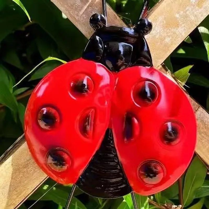 Colorful Hangable Metal Craft Simulated Ladybug Living Room Wall Decoration Garden Series Ornament