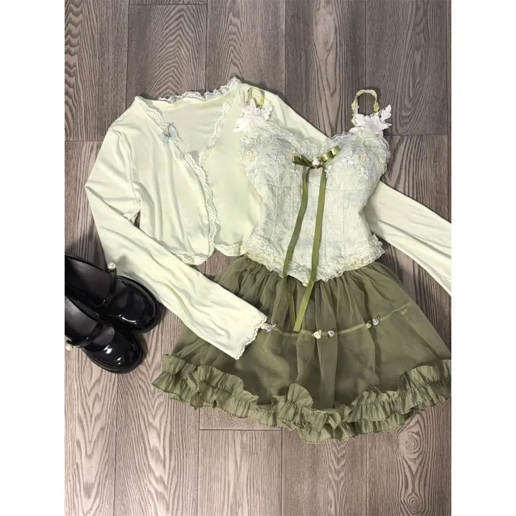 

Женское пальто с длинными рукавами в богемном национальном стиле + облегающий жилет Y2k + юбки с высокой талией, новинка лета 2025, комплекты из трех предметов