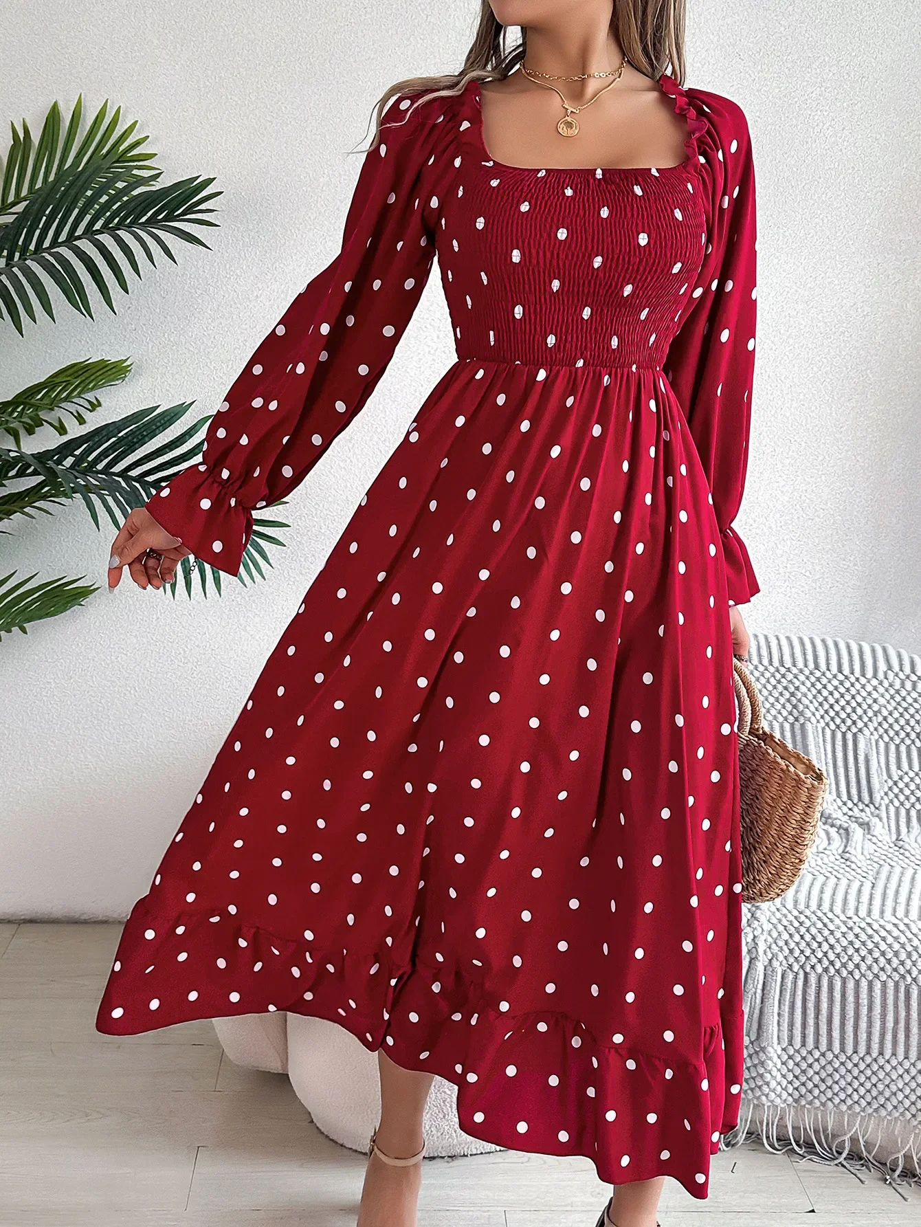 Slim-fit Wooden Ear Edge Square Collar Polka Dot Dress, Women's Autumn and Winter New Fashion Print Casual Long-sleeve Dress