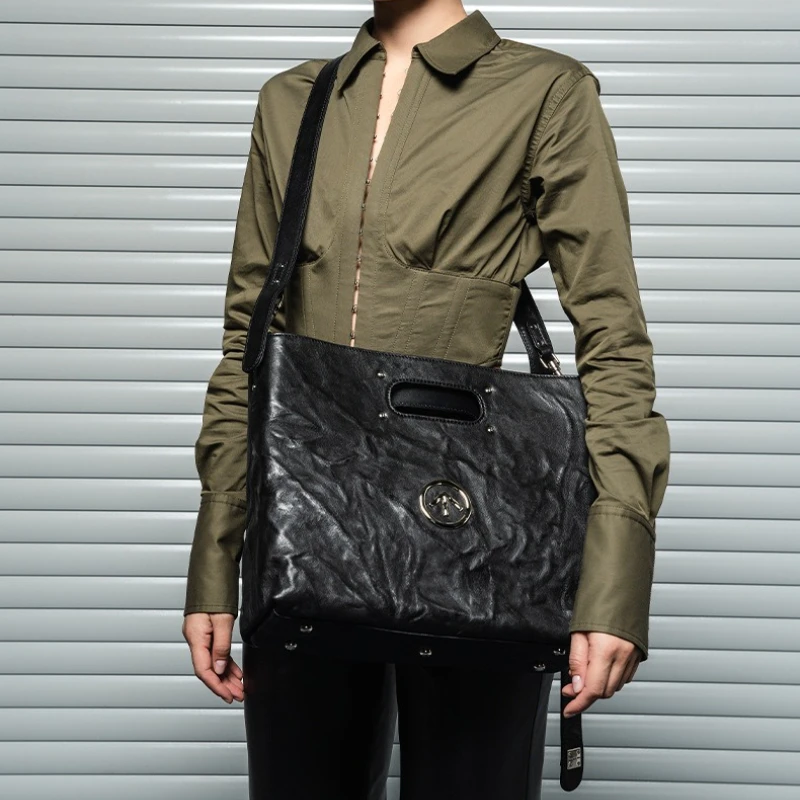 GROTTO Black Stone CARRY Italian Sheepskin Trendy Large Capacity Tote Bag Lightweight and Portable