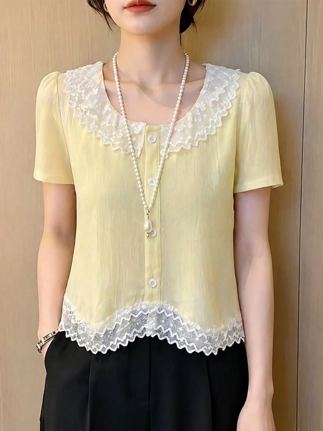 

Sweet Summer Lace Splice Short Sleeve Shirt UV Protection Fashionable Commute Style Straight Cut Women's Shirt Poetic Lin