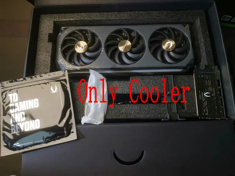 

Оригинальный охладитель радиатора для видеокарты ZOTAC GeForce RTX5090 AMP с задней пластиной