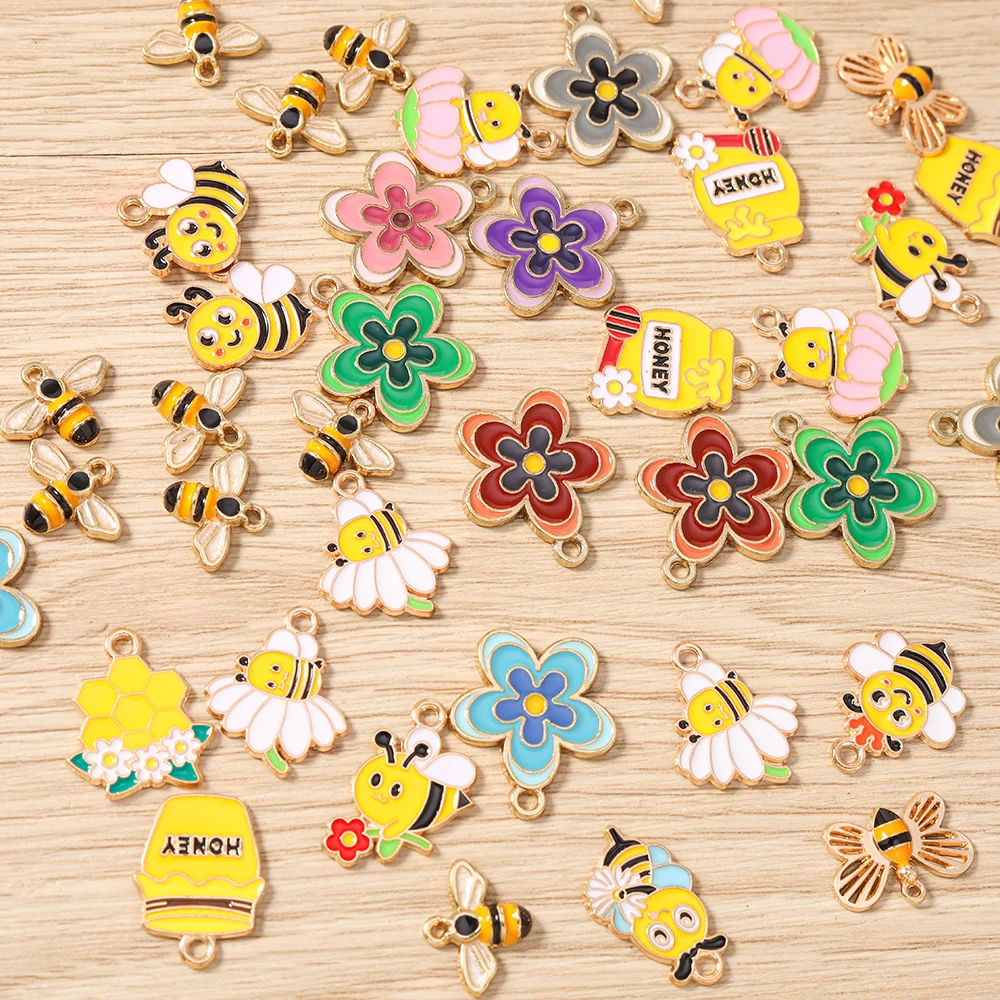 Tusember 10pcs Enamel Cartoon Flower Bee Pendants Cute Honey Bee Charms for Necklaces Earrings Bracelets Jewelry Making Craft