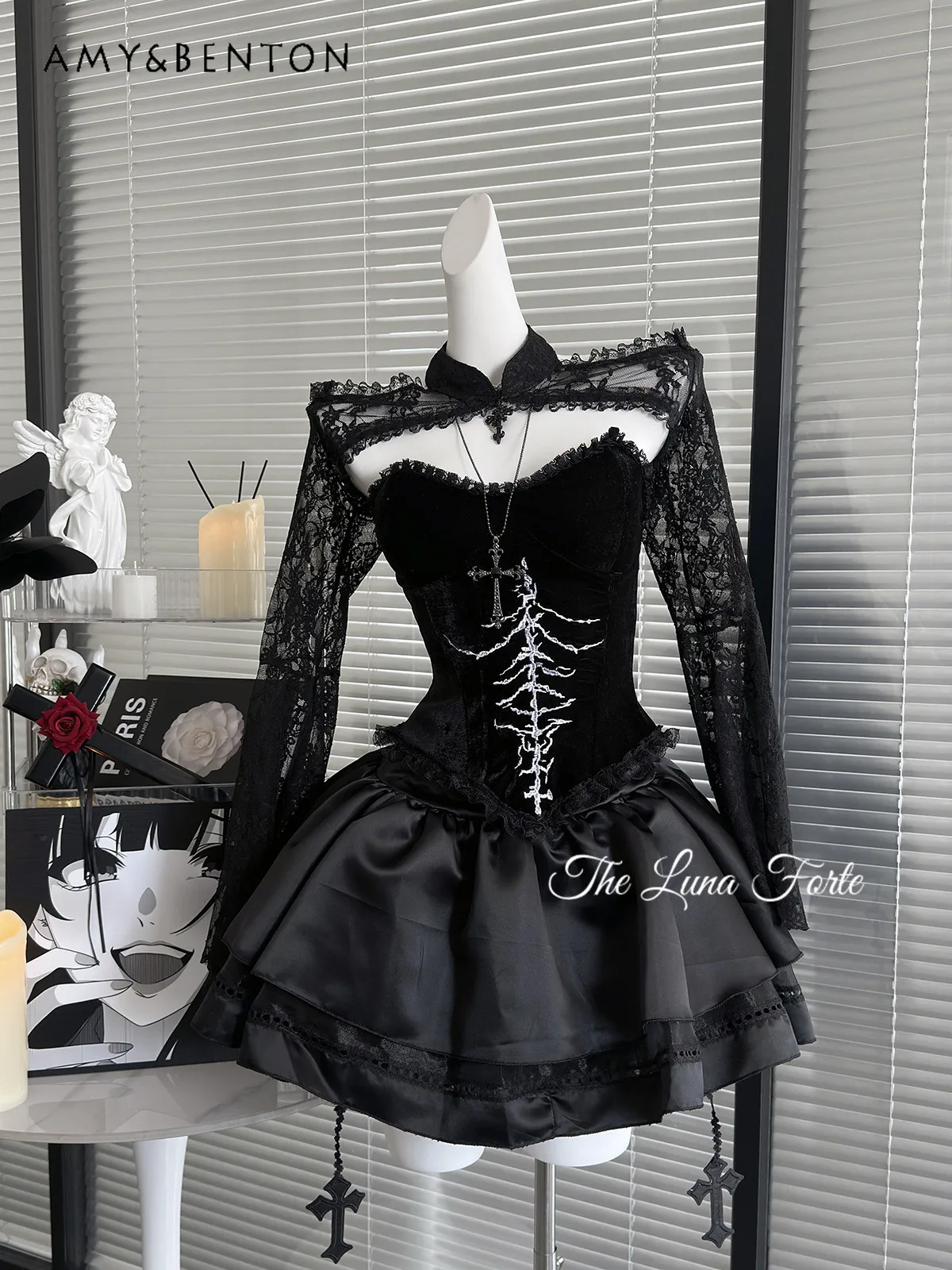

Subculture Gothic Velvet Skirt Sets Lolita Style Spice Girl Sexy Off Shoulder Top High Waist Fluffy Skirt Two-piece Set Women
