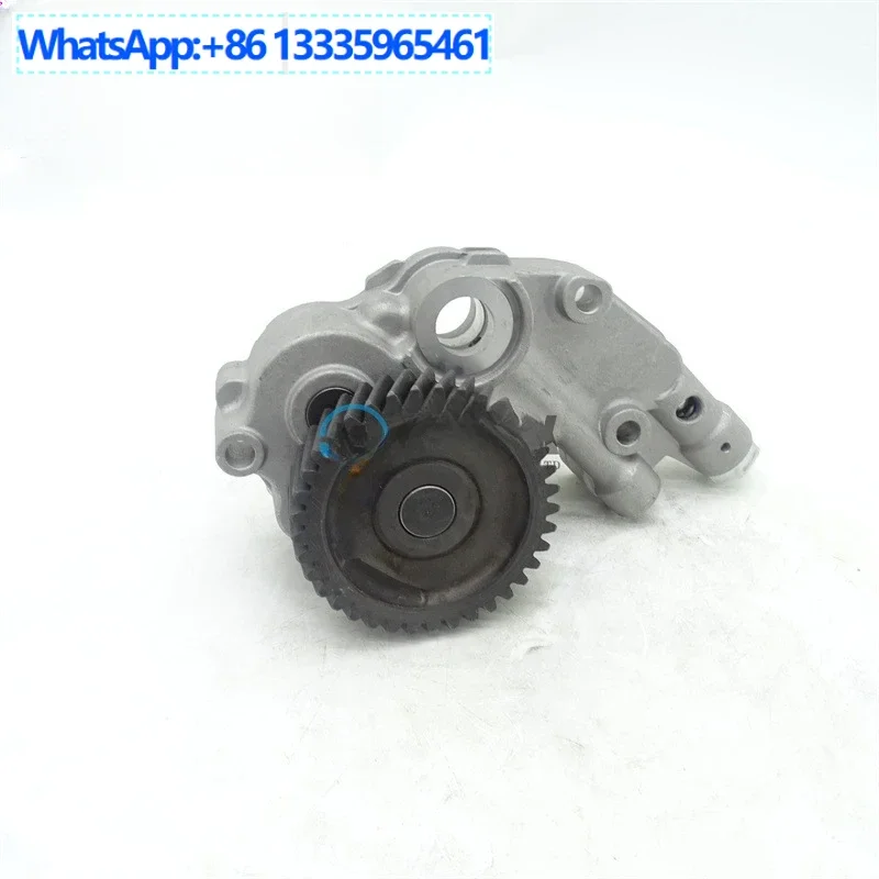 

Suitable for 4M40-40T-41 engine oil pump ME201735 oil pump, fuel transfer pump