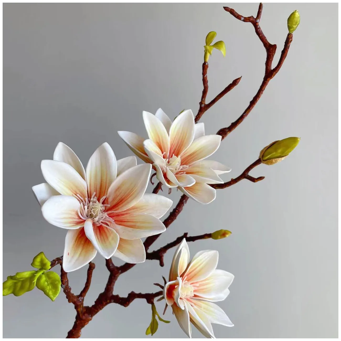 Realistische künstliche Magnolien-Blumenstiel, künstlicher Farbverlauf, Lotusblütenzweig für Hochzeit, Party, Zuhause, Tischdekoration, Zimmer, gefälschte Blume – Detail 9