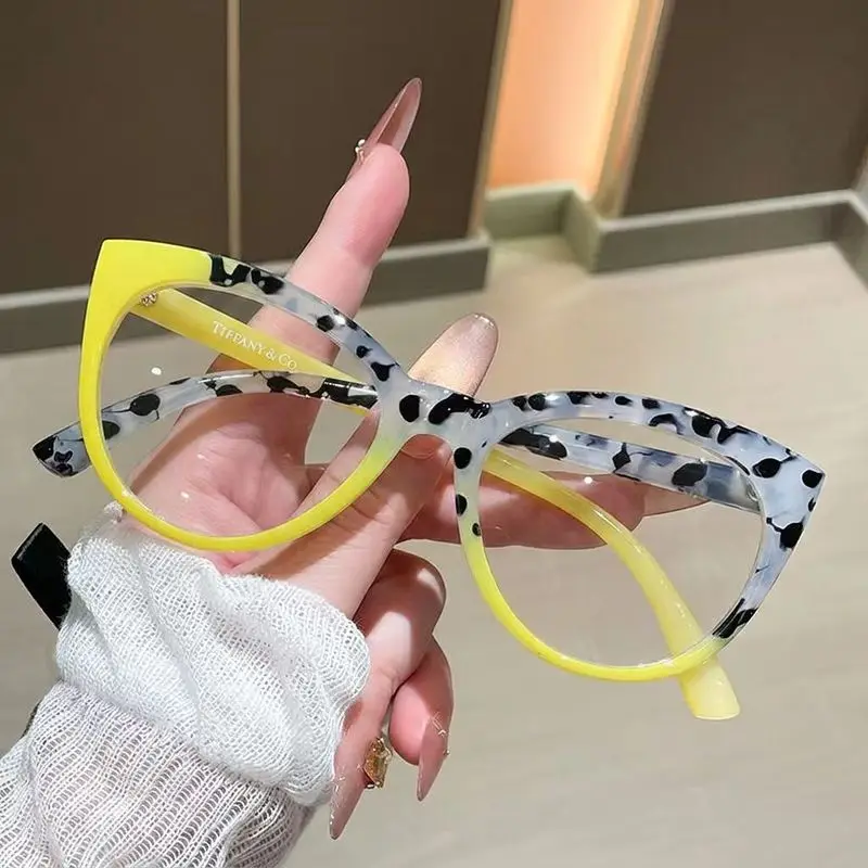 New cat-eye large-frame anti-blue-light glasses - European-style women's daily decorative eyewear frame