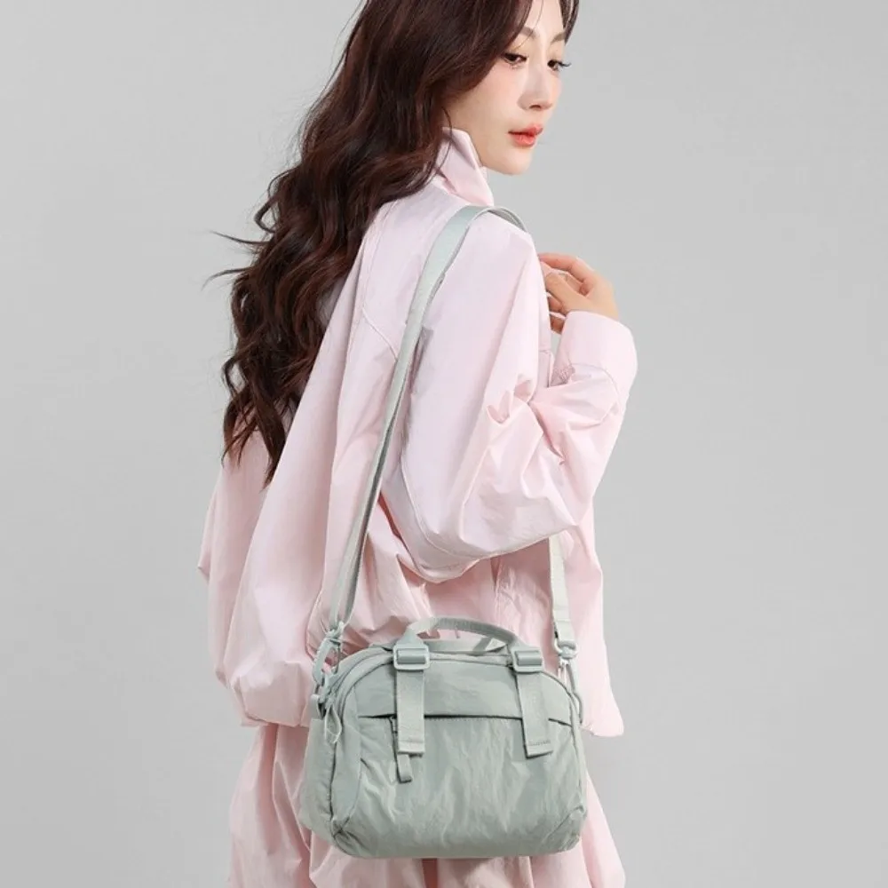 

Large Capacity Women Shoulder Bag Adjustable Straps Korean Style Messenger Bag Handbag Lightweight Nylon Crossbody Bag Women