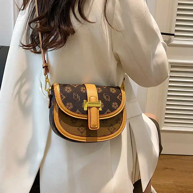 New style ladies bag popular high-end contrast color semicircular messenger saddle bag printed fashion shoulder bag