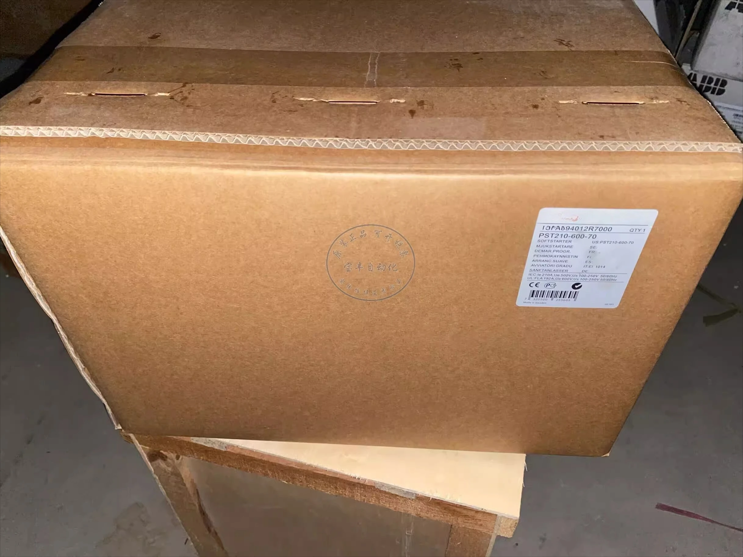 

Совершенно новый, оригинальный плавный пускатель PST142-600-70 75 кВт 1SFA894010R7000