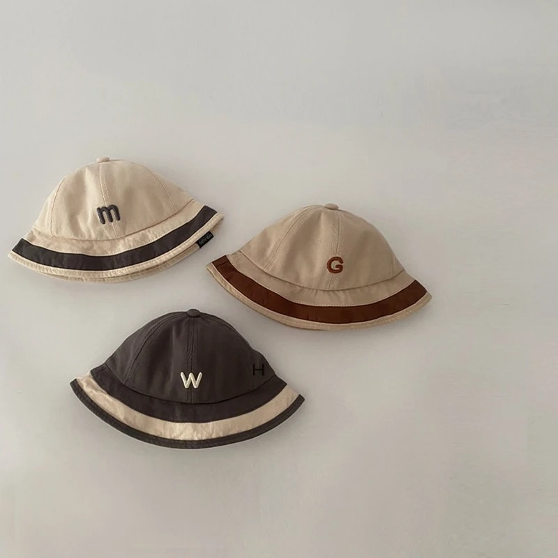 

Корейская детская шапка, дышащая и ветрозащитная, весенне-осенняя, новая модная модель с надписью, для мальчиков и девочек, детская солнцезащитная панама