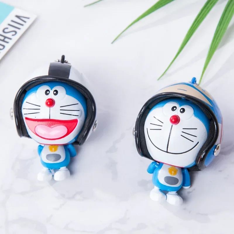 Anime Doraemon Schlüssel bund Cartoon Doraemon Figur Aktion bunte Helm Glocke Spielzeug Autozubehör Dekoration Kinder Weihnachts geschenk