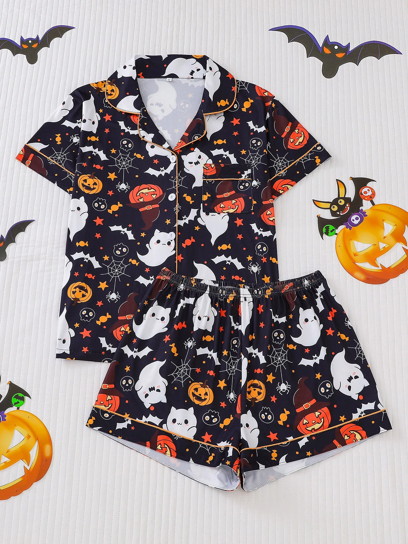 Halloween pumpkin bat print pajama set for women comfy short-sleeved roll-neck shirt and loose shorts loungewear for women