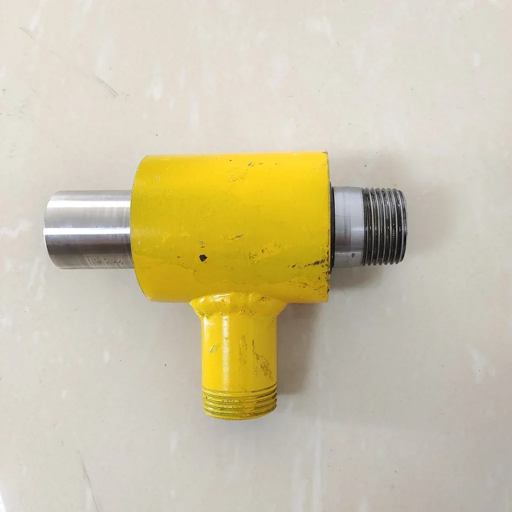 for 1inch Water injectors and faucets/High Quality drilling rig cement injector water Swivel for water well drilling swivel