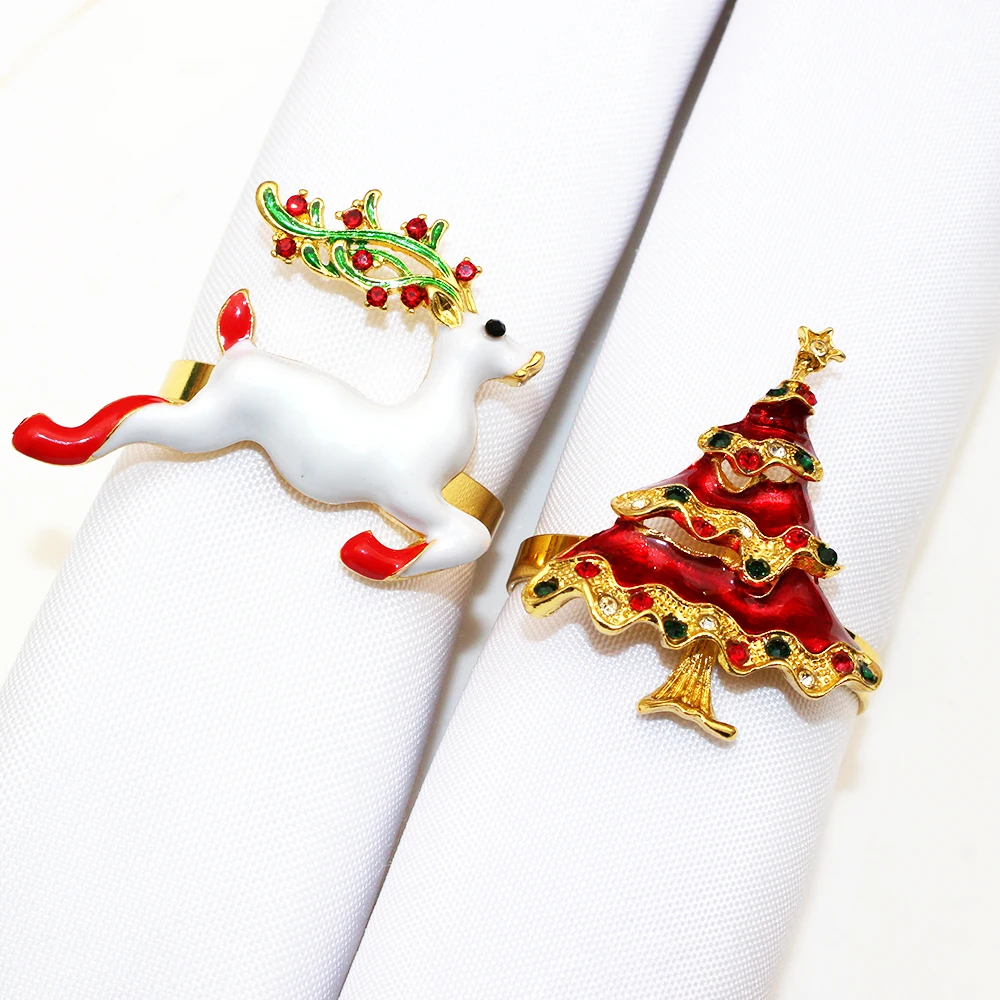 6Pcs Mixed Christmas Napkin Rings Bell Socks Tree Candy Cane Wreath Deer Napkin Rings for Wedding Thanksgiving Party Table Decor