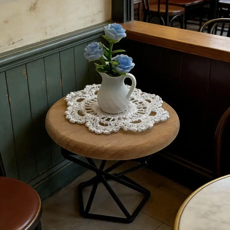 Miniature Round Coffee Table For Dollhouse 112 Scale With Vase Decorative Furniture For Bedroom Scene DIY Accessory